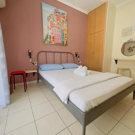 The Romantic Traveller * Kavala