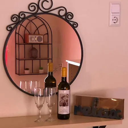 Apartament The Romantic Traveller *