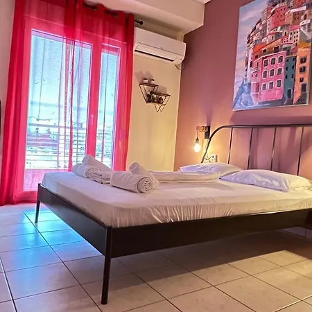 The Romantic Traveller Apartment *