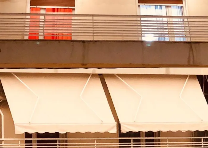 The Romantic Traveller *